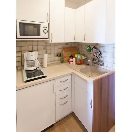 Holiday Lust For The Sea Apartment